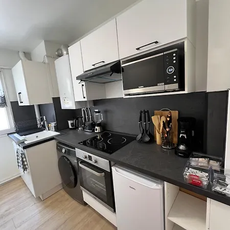 T3 Rénové équipé Gare Du Havre 6 Pers Appartement *